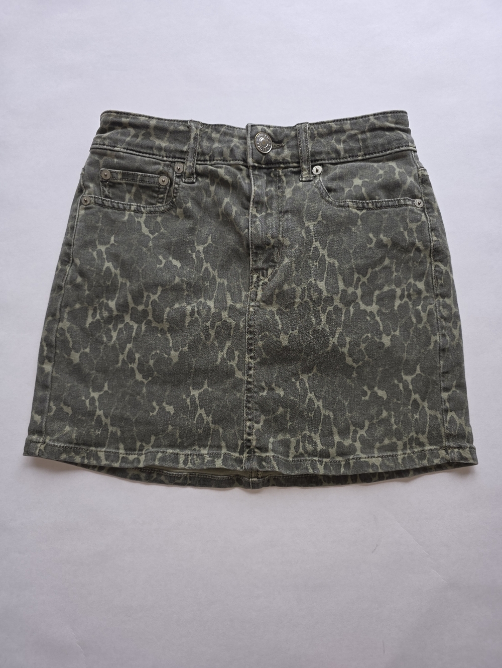 American Eagel Skirt Denim Cheeta Print Size 00